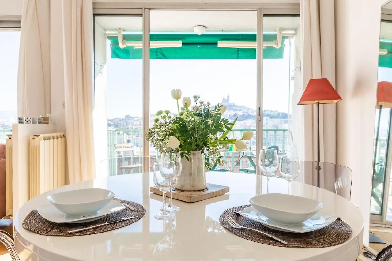 La Belle Vue - 65M2 Au Dernier Etage Avec Ascenseur Lägenhet Marseille