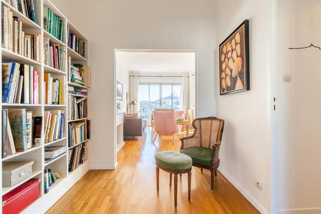 La Belle Vue - 65M2 Au Dernier Etage Avec Ascenseur Apartment Marseille