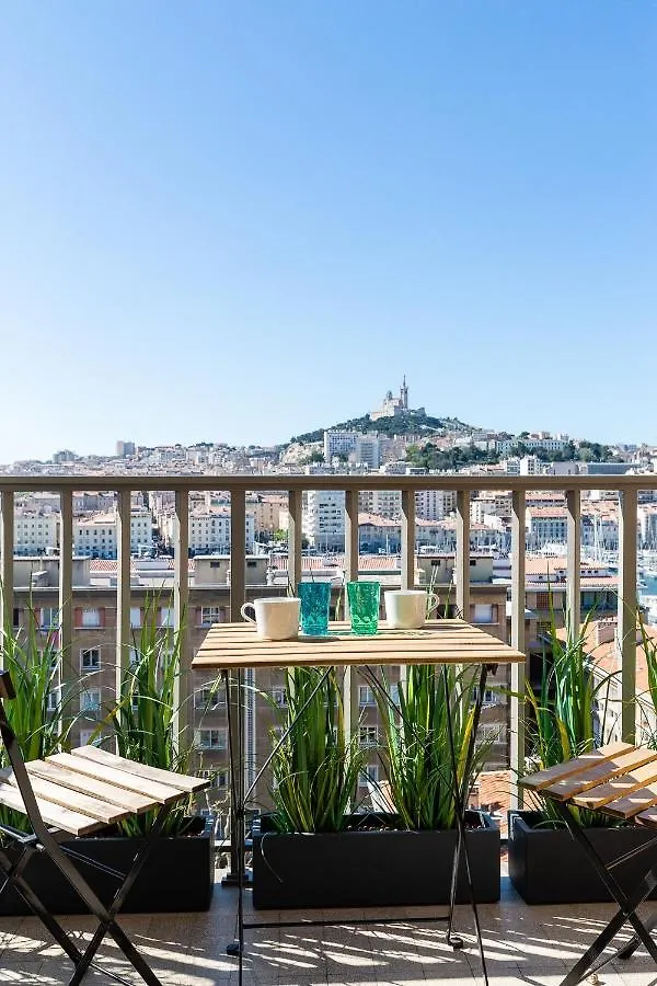 La Belle Vue - 65M2 Au Dernier Etage Avec Ascenseur Lägenhet Marseille 0*,  Frankrike